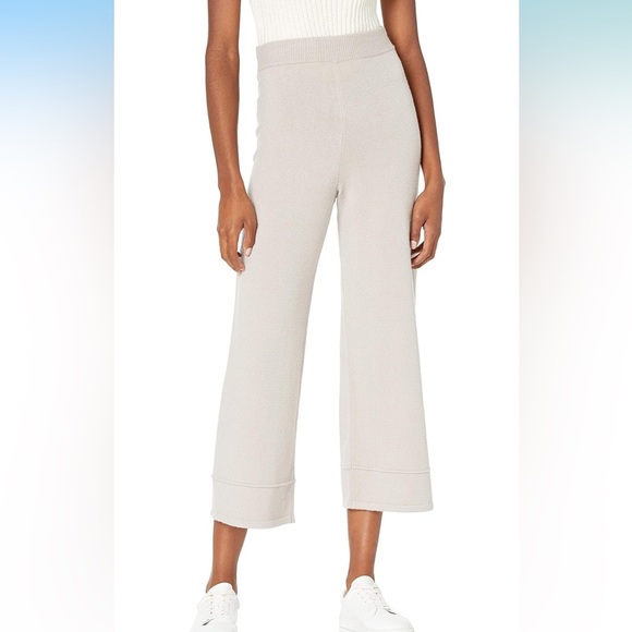 The Drop Sweater Set - Picture 2 of 4